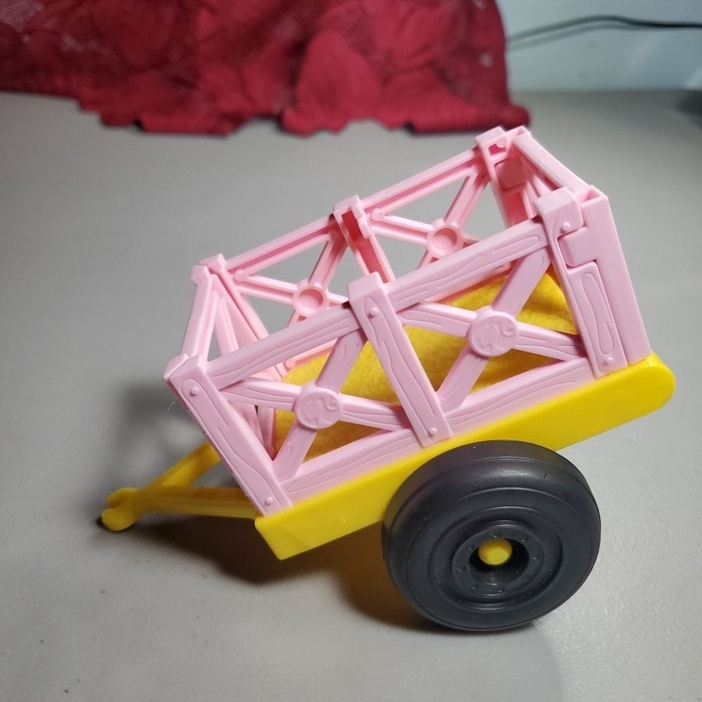 Barbie FRM18 Farm Tractor Trailer Pink Yellow Wagon Attachment Sweet Orchard Toy